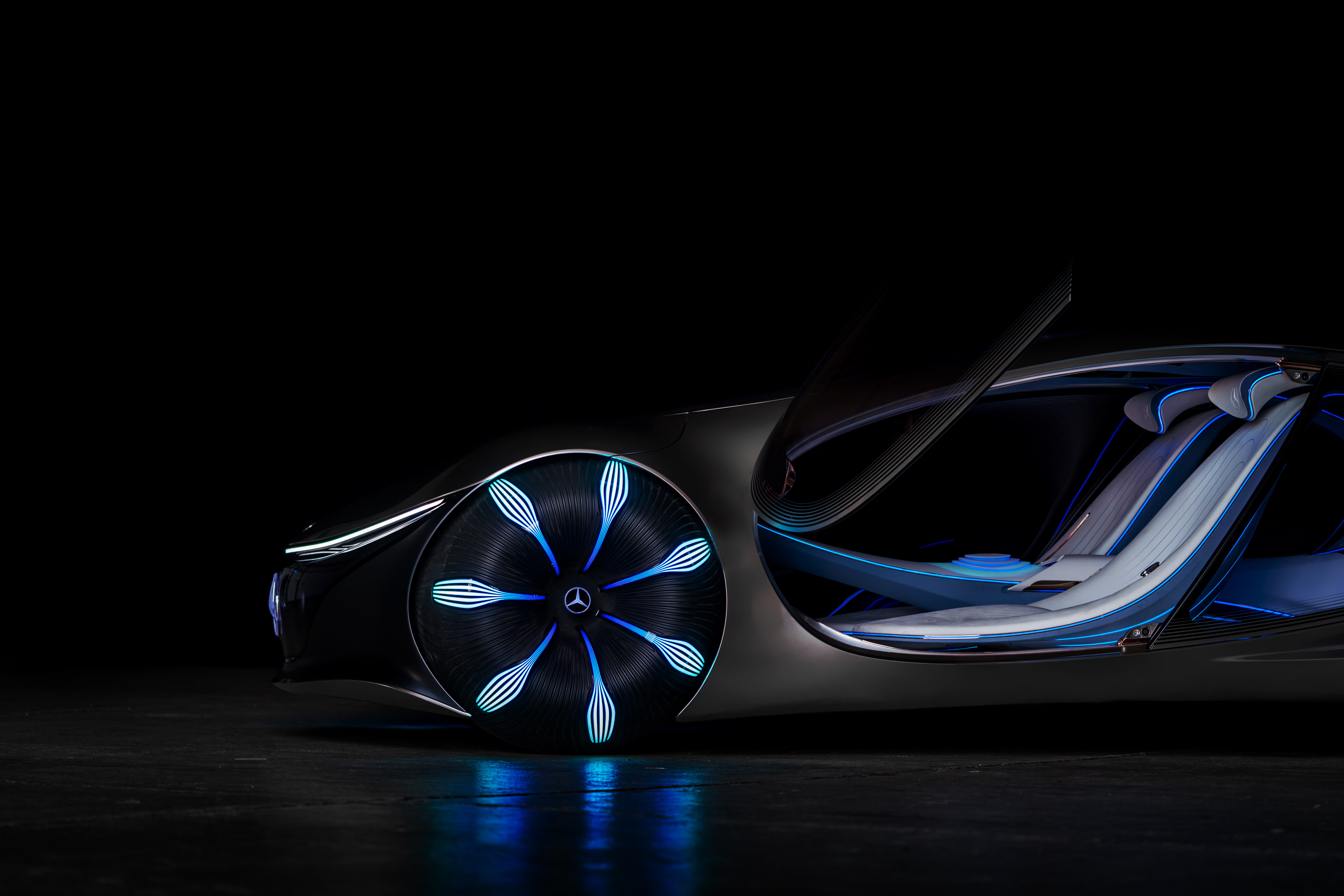 CONCEPT CAR