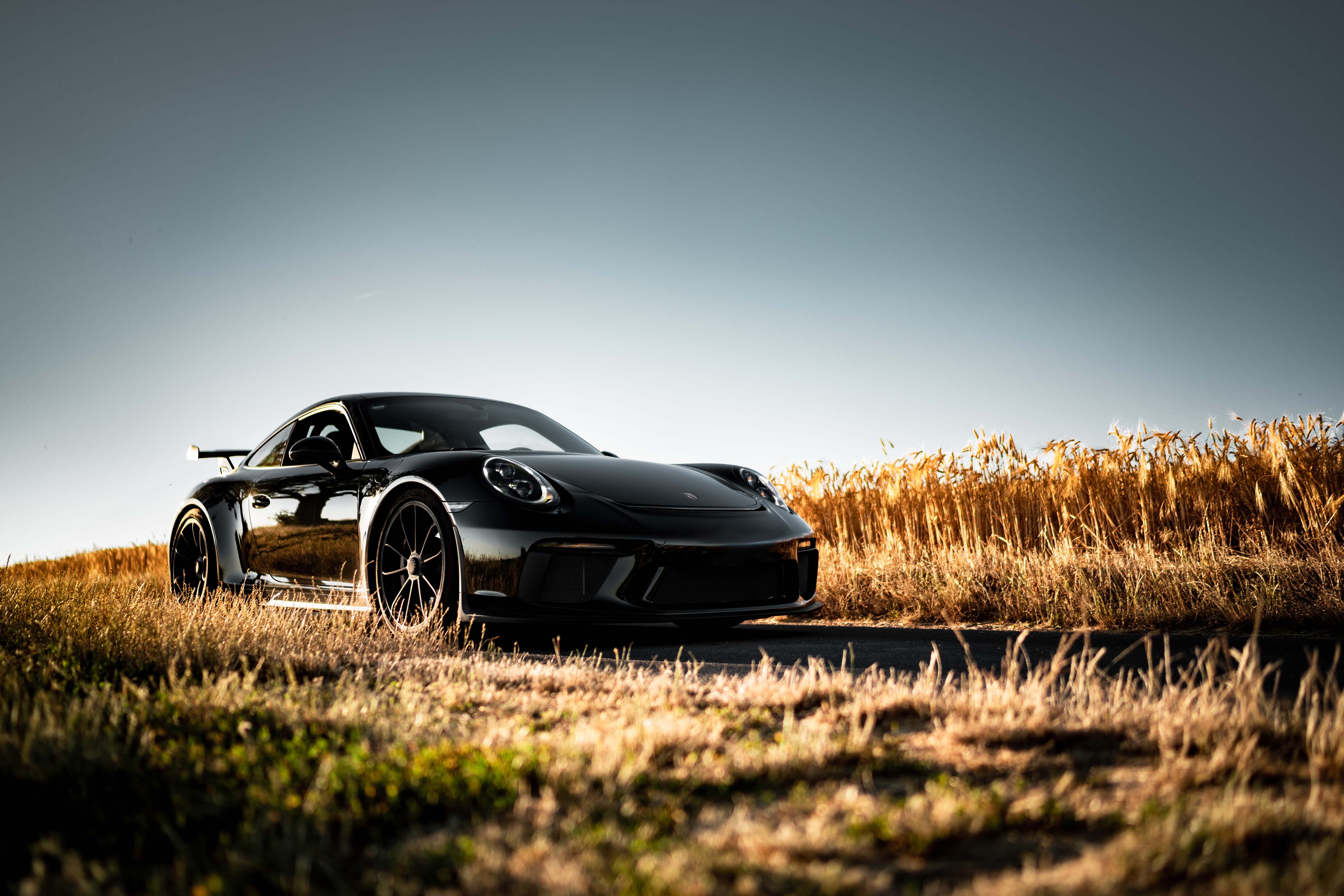 PORSCHE 911 BLACK
