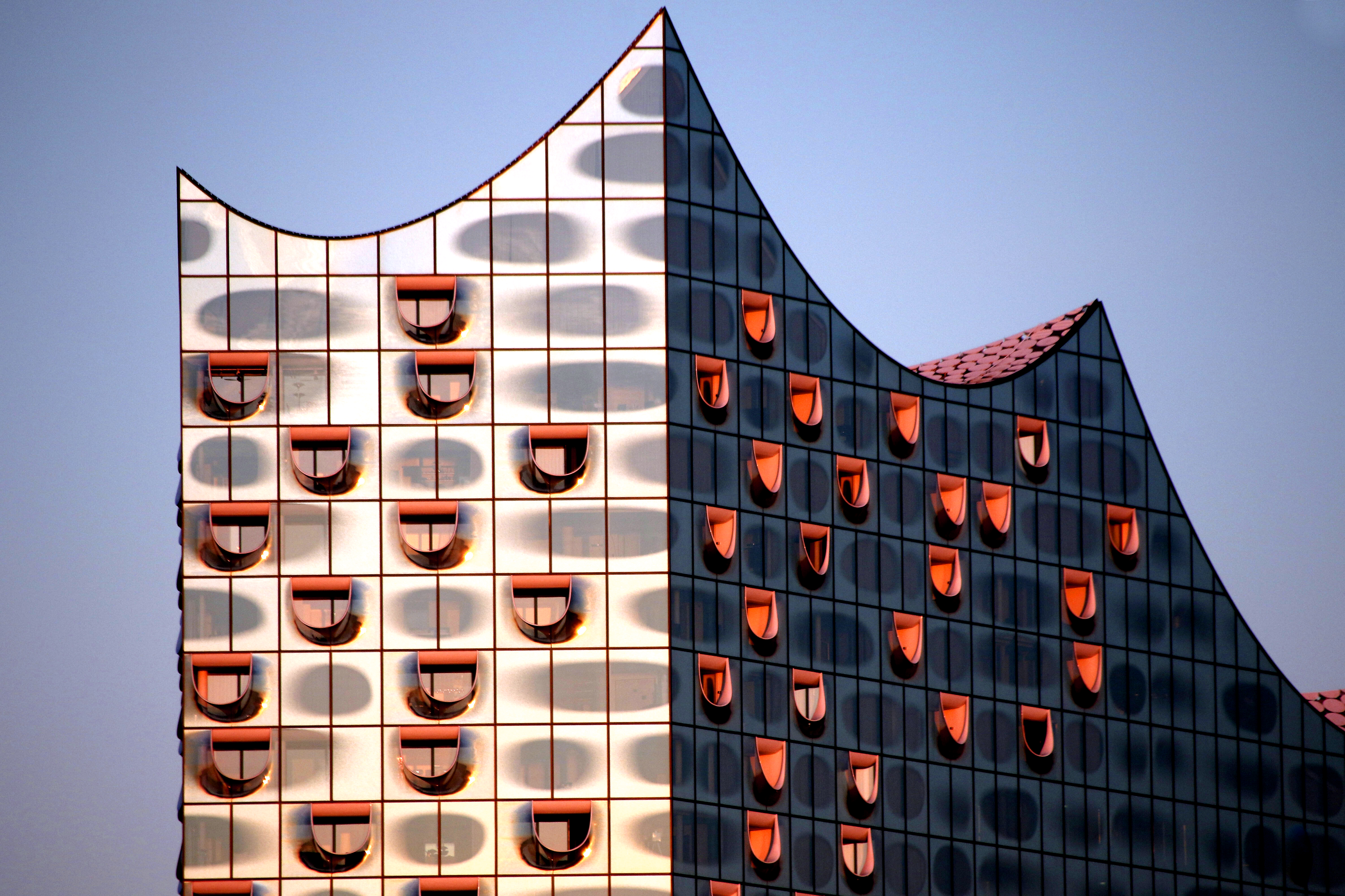 ELBPHILHARMONIE