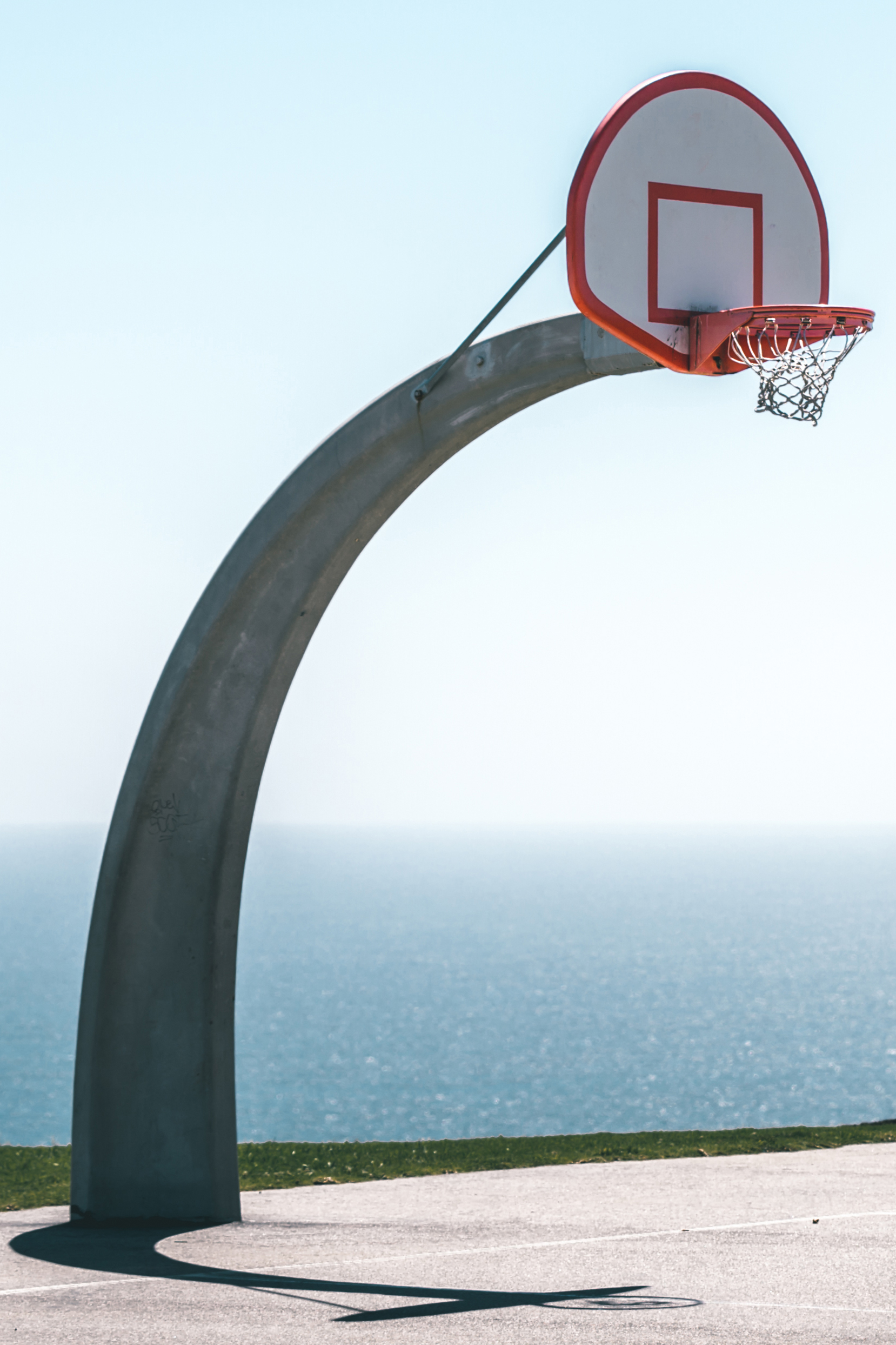 BEACH BASKETBALL HOOP